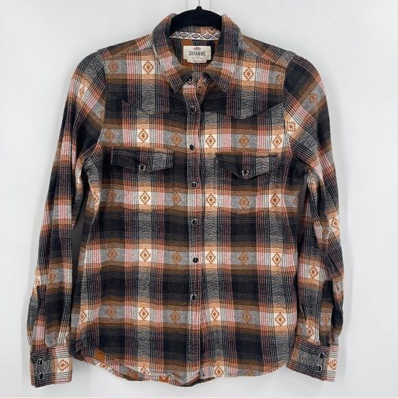 Shyanne Tops - Shyanne Flannel 
